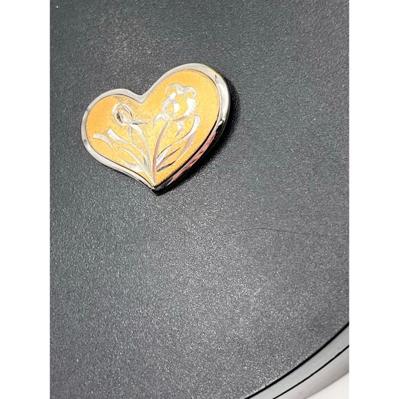 Vintage Gorham Signed Sterling Silver 
Gold Vermeil Etched Floral Heart Brooch - Picture 3 of 10